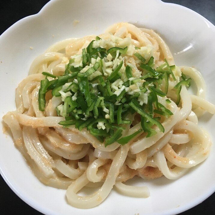 にんにく、ピーマンの明太うどん